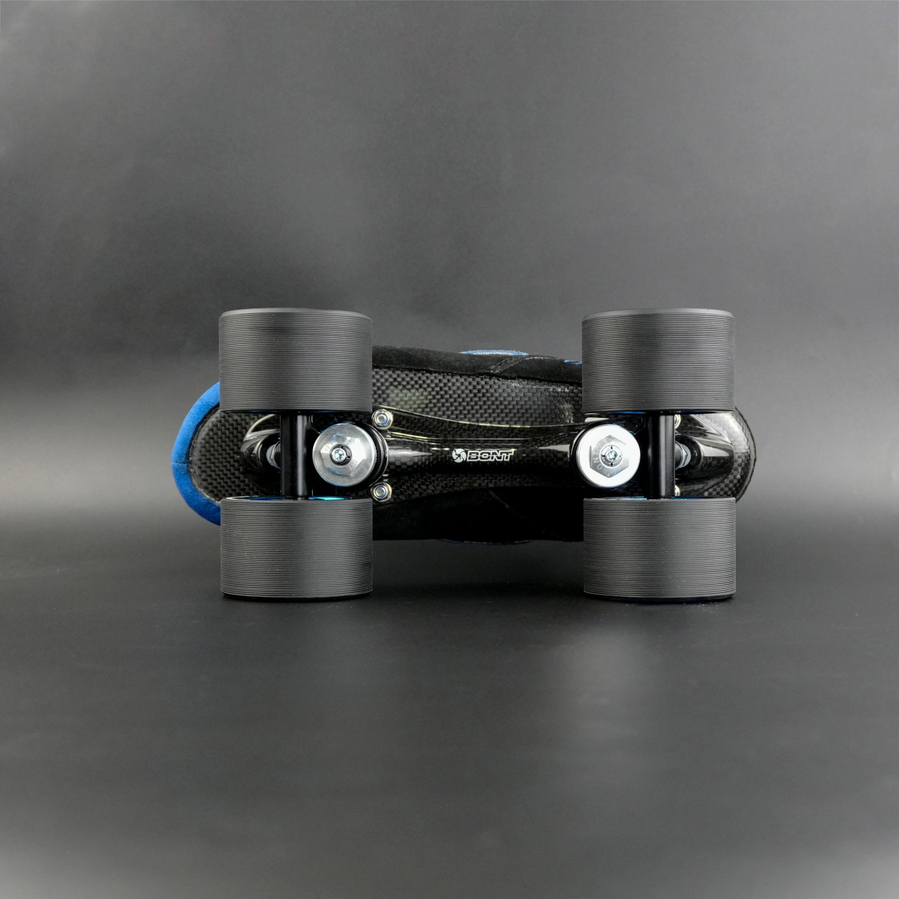 Close-up of the carbon Zeus plate and quick release axles