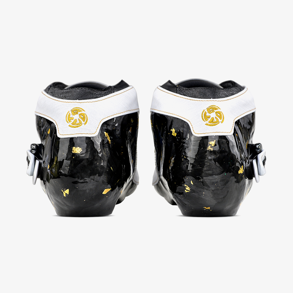 back view of carbon boots